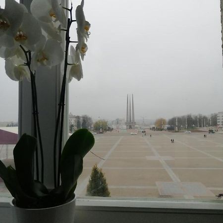 Dilera Apartments On Moskovsky Prospekt 8 维捷布斯克 外观 照片