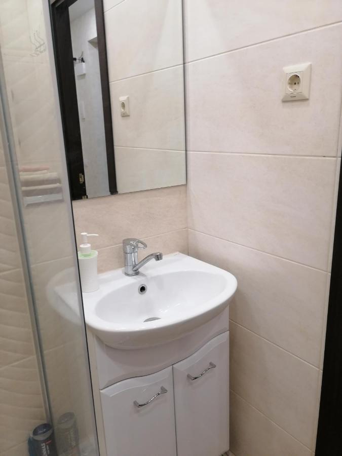 Dilera Apartments On Moskovsky Prospekt 8 维捷布斯克 外观 照片
